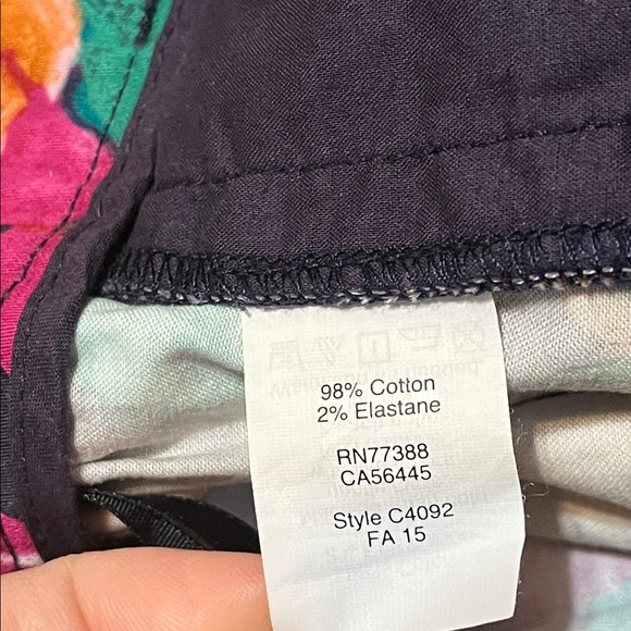 J. Crew Stretch Cotton Skirt in Liberty London Poppy Floral Print Size 00 - Picture 9 of 9